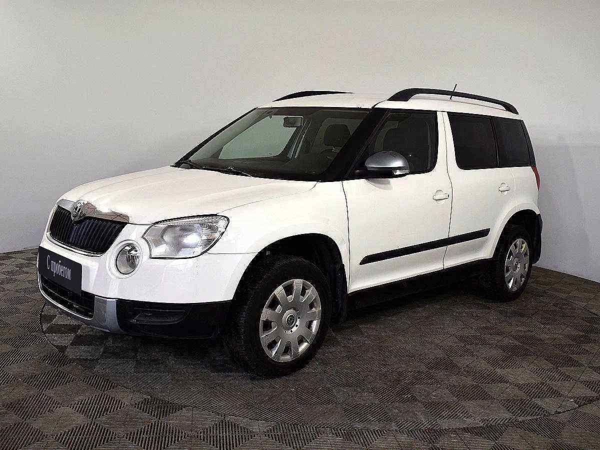 Етти с пробегом. Skoda Yeti 2011. Шкода етти 2011 года. Yeti 2012 белый полный окрас. Шкода Йети авито Белгородская область.