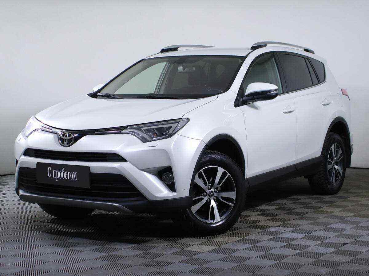 Toyota RAV 4 Белый 2018 с пробегом 90 694 км. в автоцентре Крост в Ростове -на-Дону