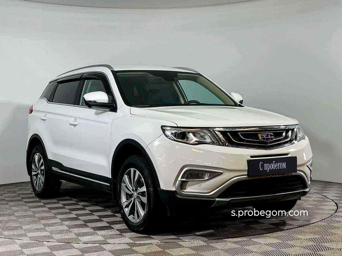 Geely Atlas - фото 3