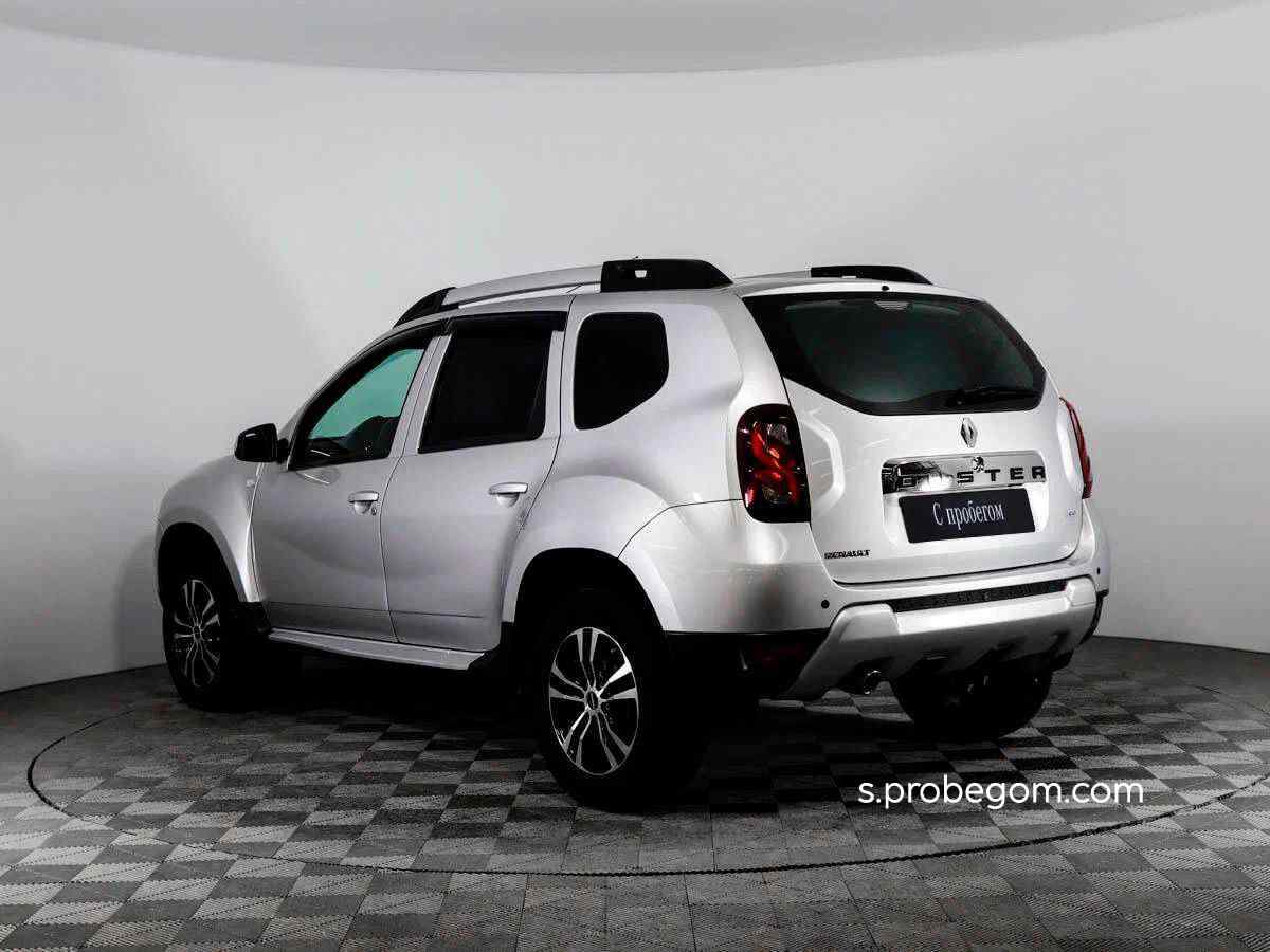 Renault Duster - фото 10